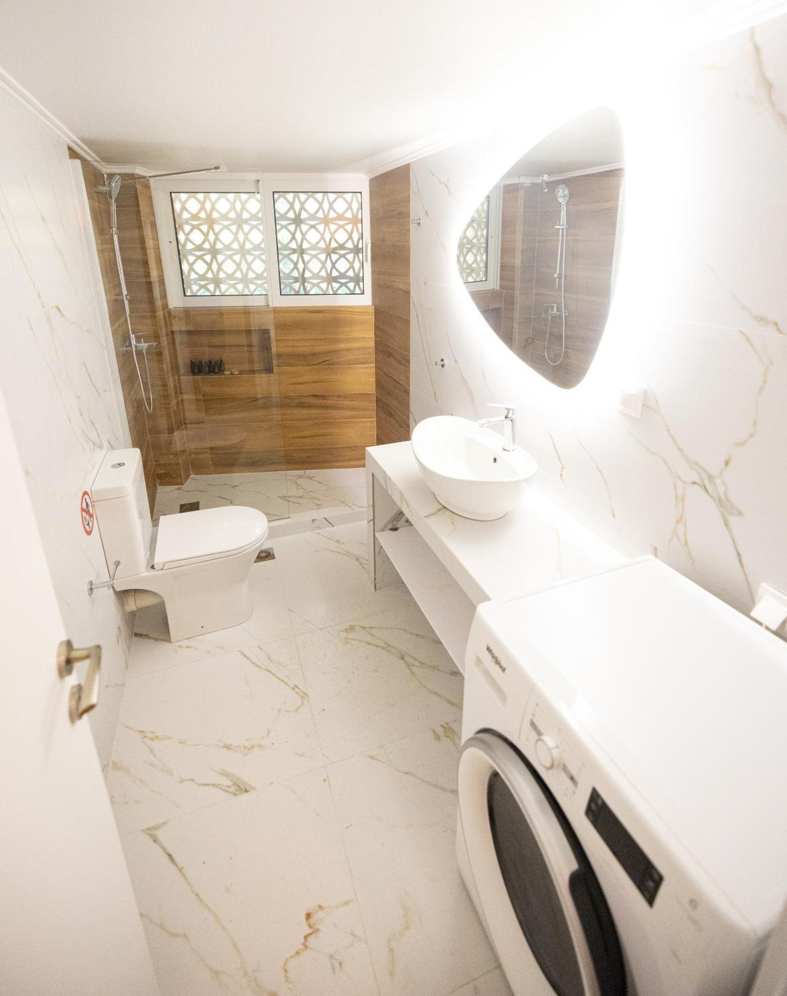 Love Travel Athens Apartments エクステリア 写真