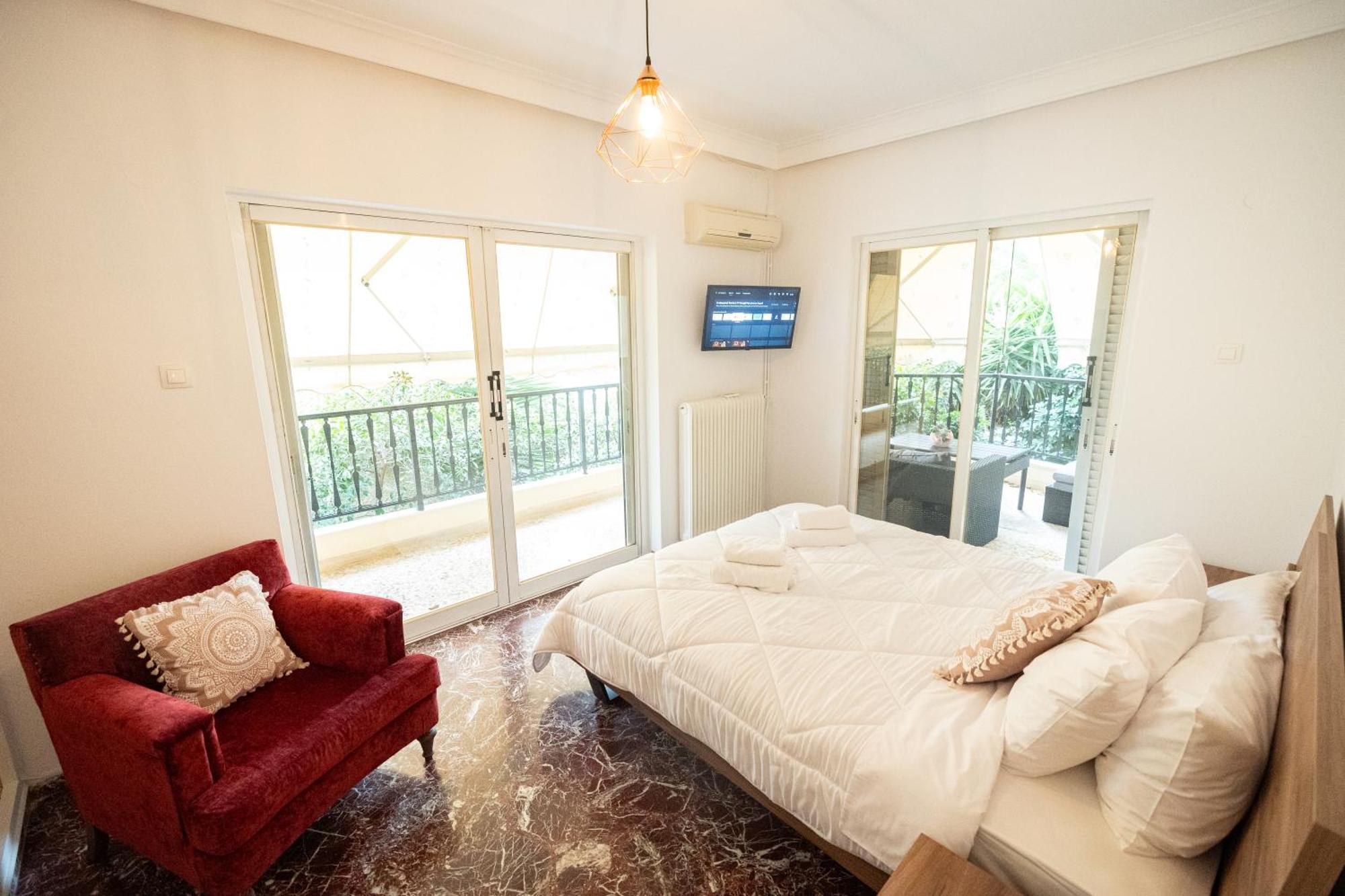 Love Travel Athens Apartments エクステリア 写真