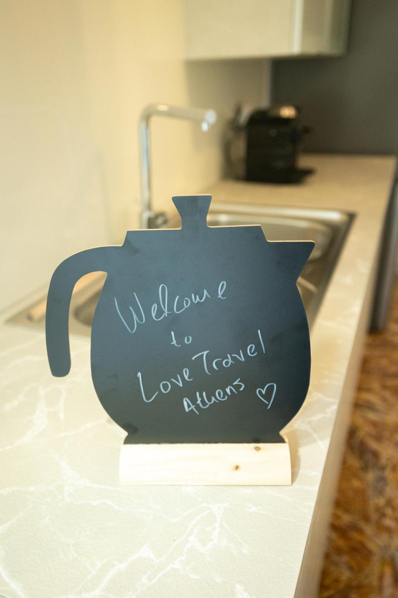 Love Travel Athens Apartments エクステリア 写真